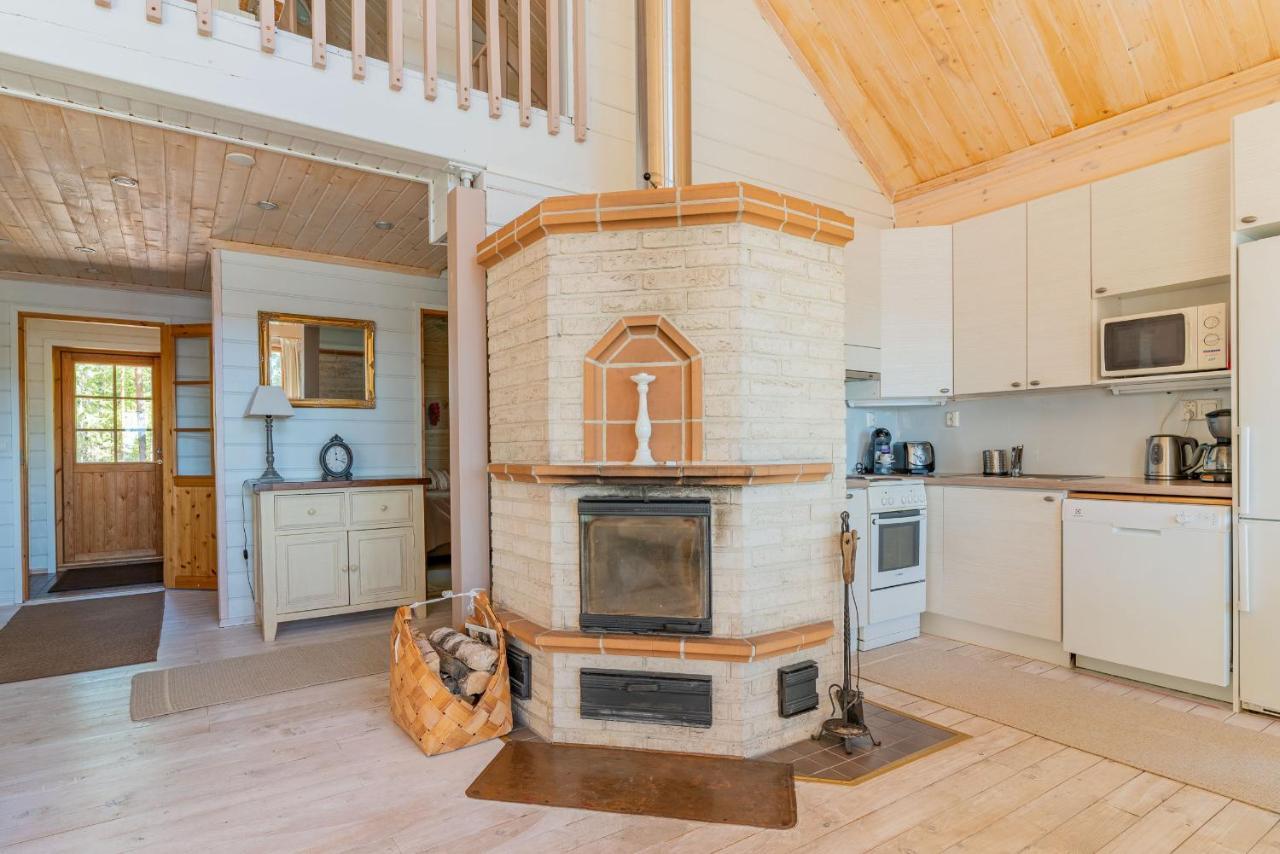 Patalaiska Cottage With Private Beach 루오코라히티 외부 사진